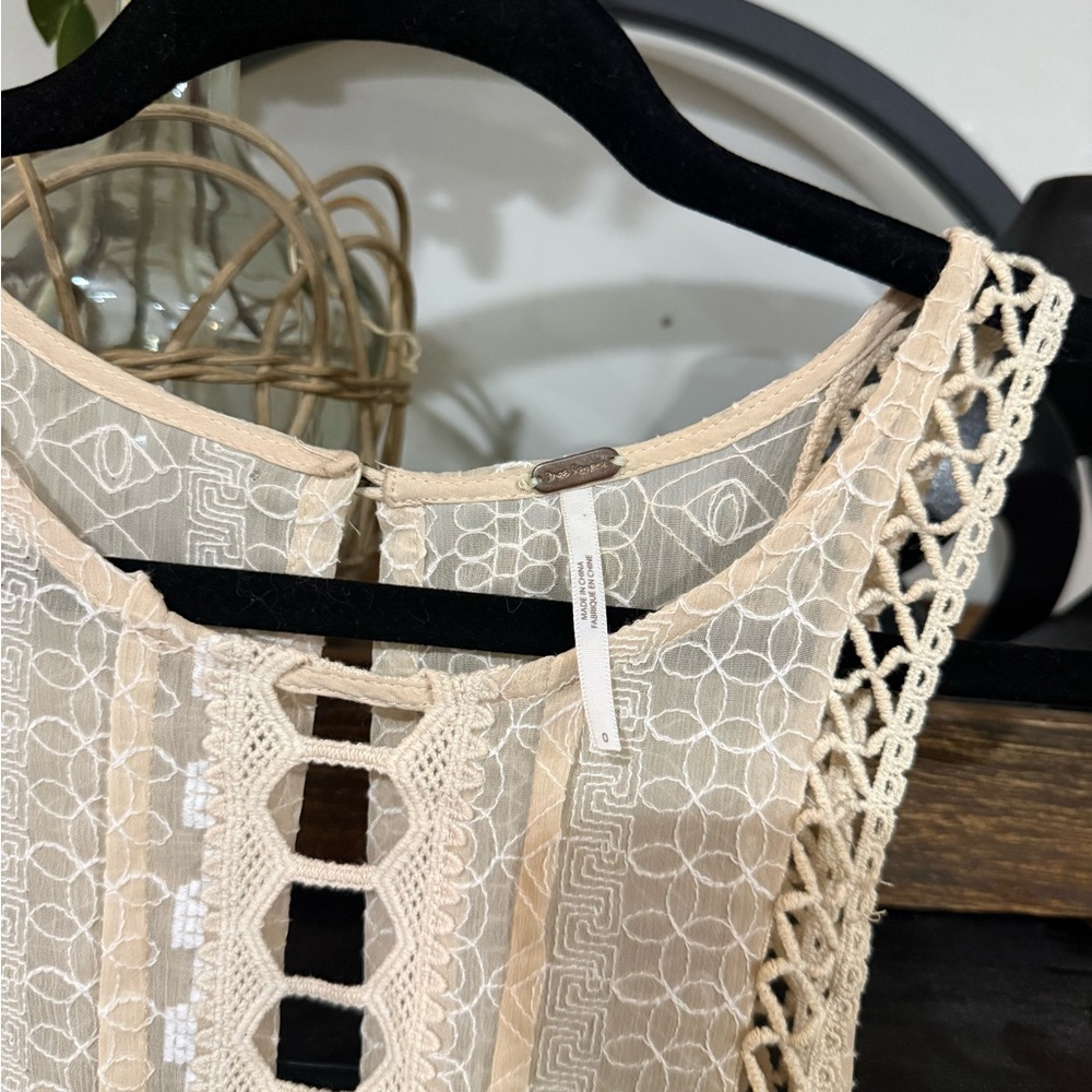 ✨ Free People Lace Fit & Flare Dress – Cream / Ivory size small✨ - Picture 4 of 9